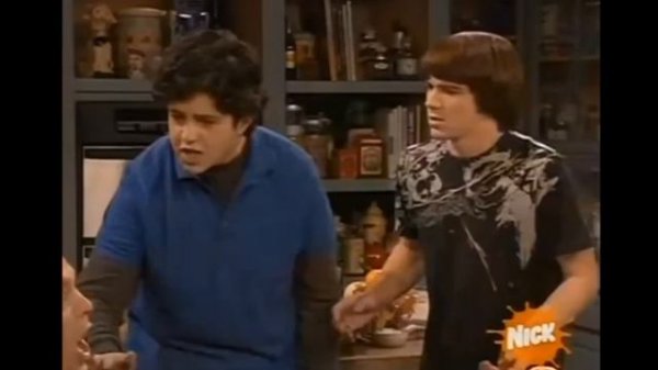 Drake and Josh - Drake dumbest moments