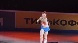 Саша Трусова показательный номер чудо женщина