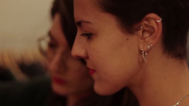 Girl On Fire - Alicia Keys (PCOI & Lili Txakartegi Cover) смотреть онлайн