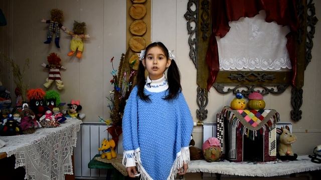 "Уральский виноград" Л.Татьяничева, читает Динара Маскалёва смотреть онлайн