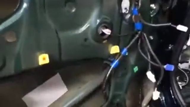 Автомобиль Тойота Камри будет шумиться примерно 9 часов, но для начала оценим родную шумозащиту смотреть онлайн