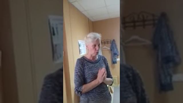 Врачи на продукции "Родника здоровья" тоже забывают о своих болячках.mp4 смотреть онлайн
