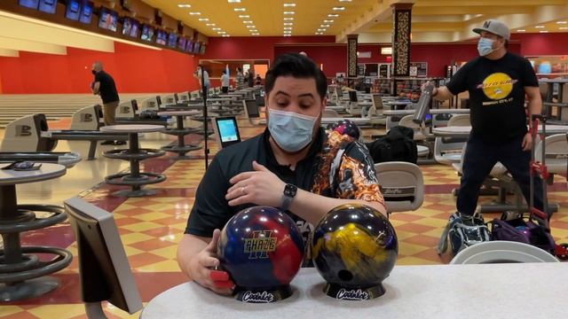 Storm Phaze 4 vs Storm Phaze 2 | Doesn't Get Better Than These Bowling Balls! смотреть онлайн