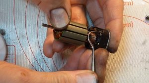 Ремонт электропривода багажника Тойота.