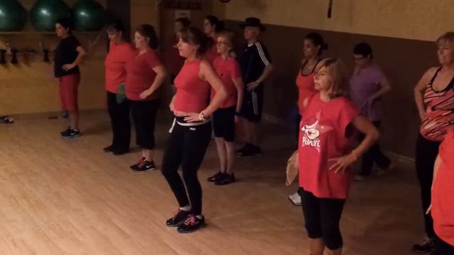 Tango Americana Lady Gaga style! смотреть онлайн
