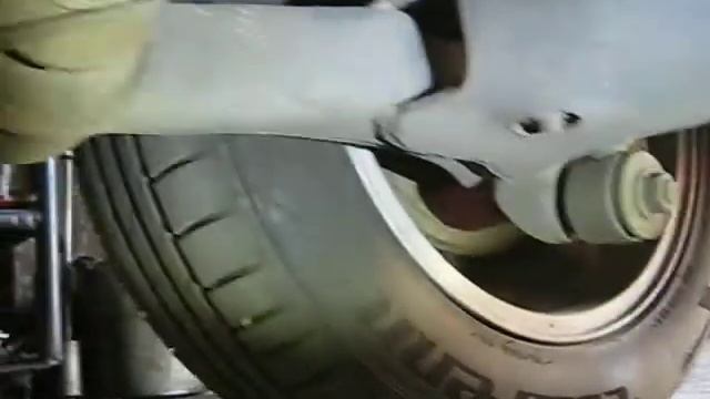 MVI 6063 днище Эмгранд ЕС-7 после 9 лет. смотреть онлайн