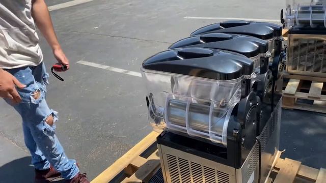 Frozen Drink Slush Slushy Making Machine Juice Smoothie Maker 12 15 L Commercial 3 Tank Smoothie смотреть онлайн