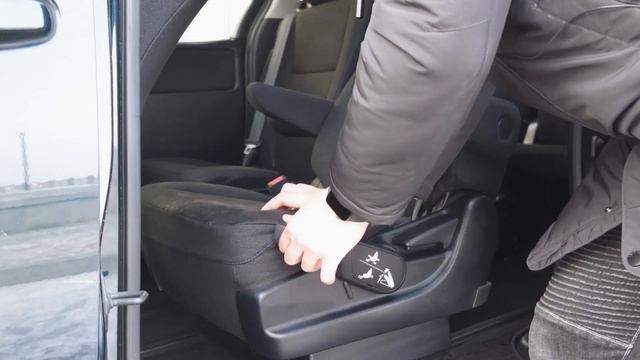 Всё про Toyota Voxy Hybrid (ZWR80). Реальный расход 5 литров? Лучший семейный минивэн? смотреть онлайн