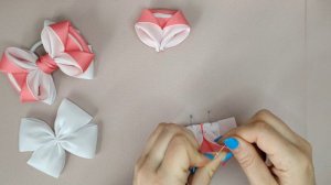 Бантики из репсовой ленты 4 см .