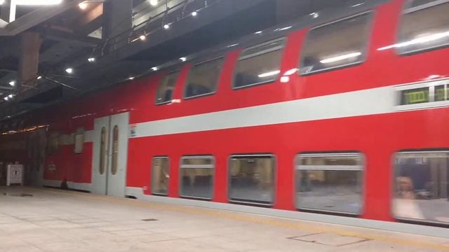 Bombardier Traxx 3003 locomotive in Ben Gurion Airport station (first electric line!) смотреть онлайн