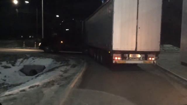 Выруливание фуры смотреть онлайн