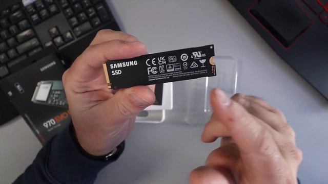 Samsung 970 Evo Plus 1TB NVMe M.2 SSD Unboxing & Speed Test