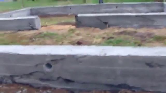 Заливаем фундамент для дома из бруса Строительство дома смотреть онлайн