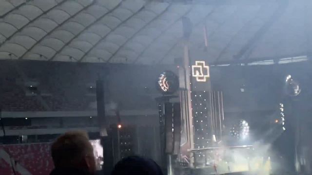 Сходил на концерт Rammstein (Warszawa, Stadion Narodowy 16.07.2022). Краткий обзор. смотреть онлайн