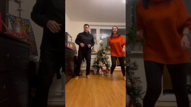 6.00 занятие с любимой по сальса. Начинаем свой день с танца и улыбки❤️?❤️????? смотреть онлайн