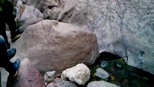 pemandian air panas Ciseureuh, Central Java, Indonesia смотреть онлайн