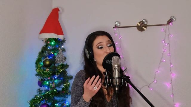 Yulia Metvi - Три зимы (кавер на песню Таисии Повалий) смотреть онлайн