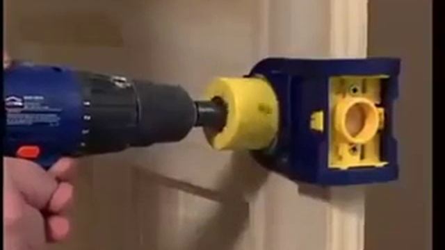 Врезаем замок в межкомнатную дверь самостоятельно смотреть онлайн