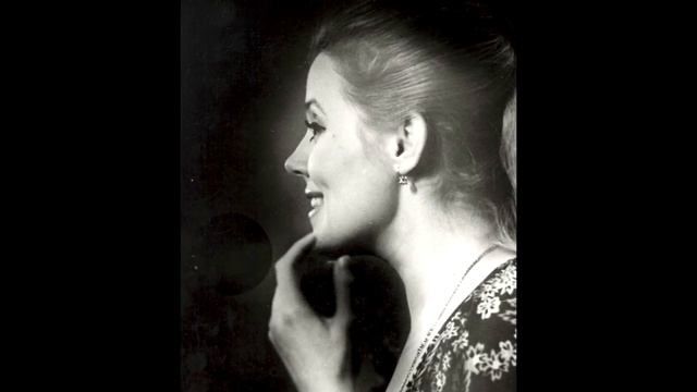 ЛЮДМИЛА СЕНЧИНА - ДЕНЬ РОЖДЕНИЯ. смотреть онлайн