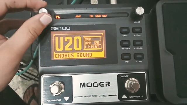 Base Chorus - MOOER GE100 смотреть онлайн