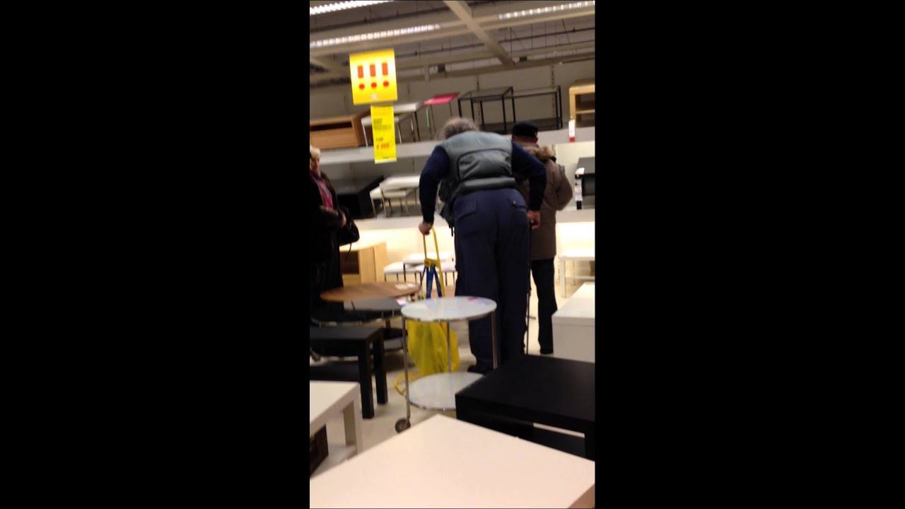 Анатолий Вассерман в IKEA