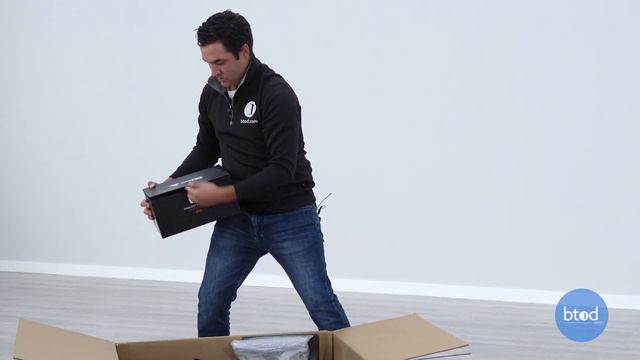 Secret Lab Titan Evo 2022 Gaming Chair Unboxing смотреть онлайн