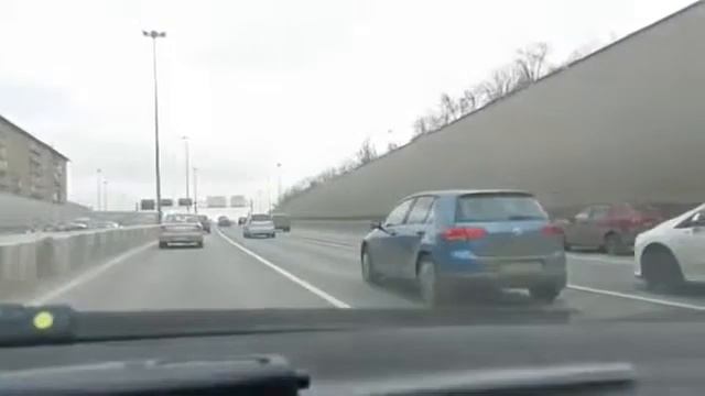 Обгон синей машины смотреть онлайн