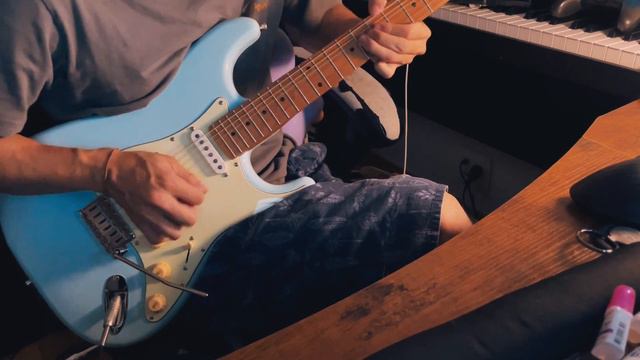 I upgraded a beginner's guitar to Suhr. смотреть онлайн