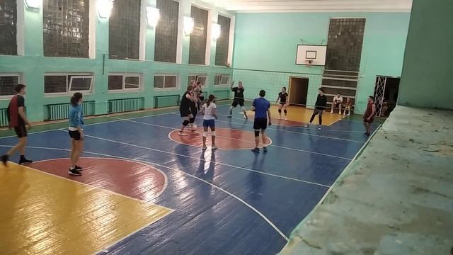 Волейбол Энгельса 13. 11. 2023 (3) смотреть онлайн