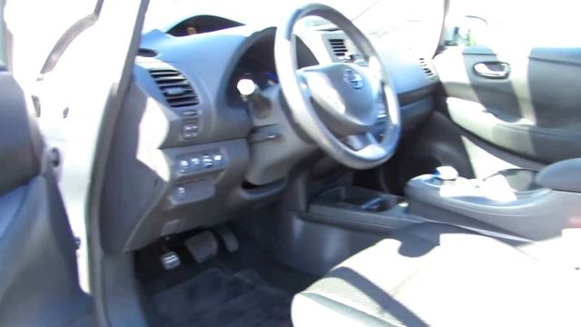 2015 NISSAN LEAF S AT KOLENBERG MOTORS LTD смотреть онлайн