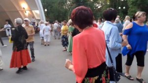 ОЙ, СМЕРЕКО! ВЕСЁЛЫЕ ТАНЦЫ В ПАРКЕ ГОРЬКОГО ХАРЬКОВ