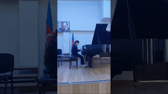 Набизаде Захра 11 лет. Произведение В.Шаинского»Песенка Крокодила Гены» смотреть онлайн