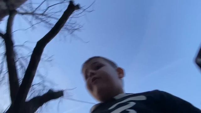 Ne-am mânjit până în gat‼️Vopsim gardul cu soacra mea Anca de la Strehaia смотреть онлайн