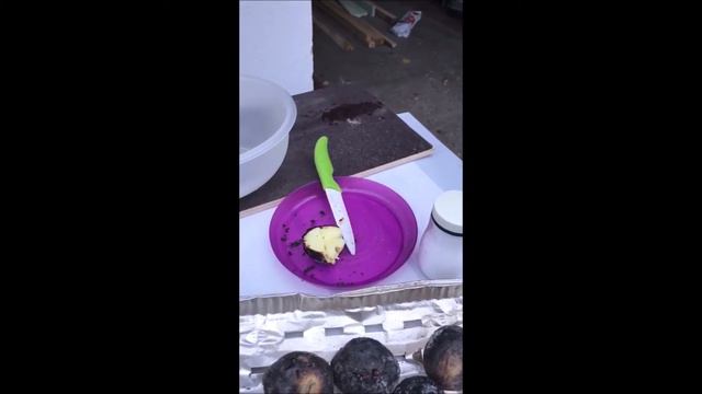 Печёная картошка шкварчит на языке! смотреть онлайн