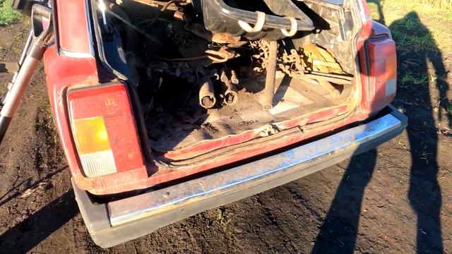 Приехал на полевой стан смотреть онлайн