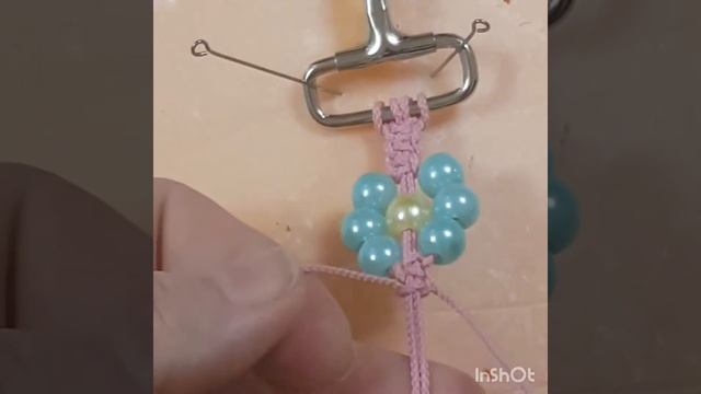 Мусина И.Г. Технология моды. Макраме. Брелок. смотреть онлайн