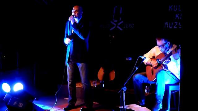 Piotr Machalica w klubie ZERO "Zła reputacja". Gitara K.Niedźwiecki смотреть онлайн