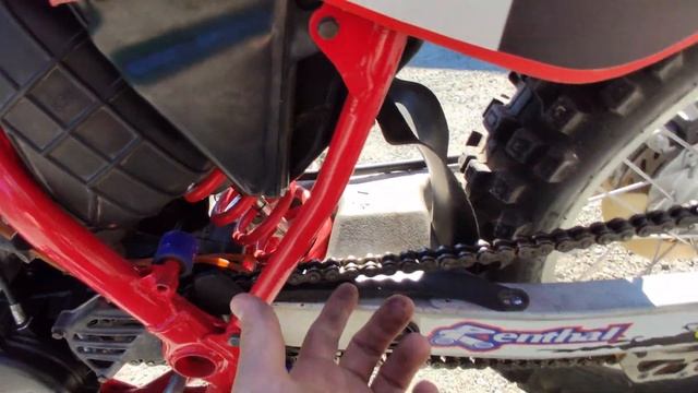 Обзор мотоцикла Honda CR250. 2 Stroke Beast.