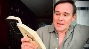 Максим Аверин читает стихи Юрия Левитанского