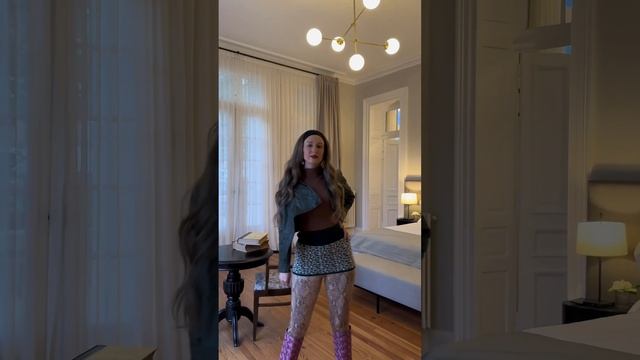 СТИЛЬ 90х | ПАРИК ASSA #wig #парик #cosplay #косплей #стиль90 #90е #reels #short #kordeliya смотреть онлайн