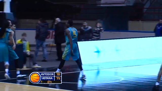 Leonidas Kaselakis Hits the Floater to Save The Game! смотреть онлайн