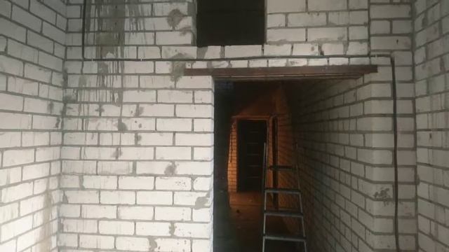 Фирма ЭЛЕКТРИК ( наша работа проводка в штробе) работаем в городе Брянске и области. Наш тел 895328