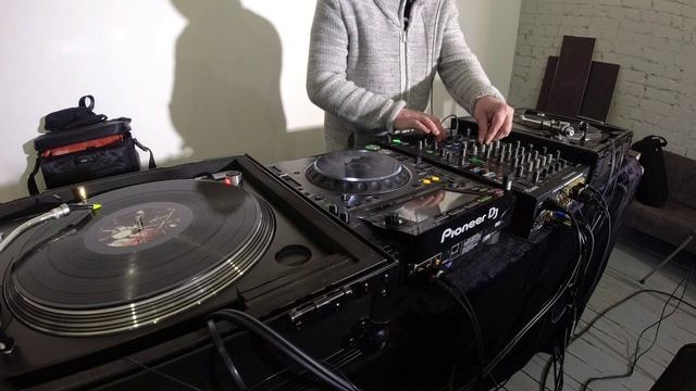 DJ Mix Tech Breaks Vinyl Session - Breathe 260 (mixed by GsGroove) смотреть онлайн