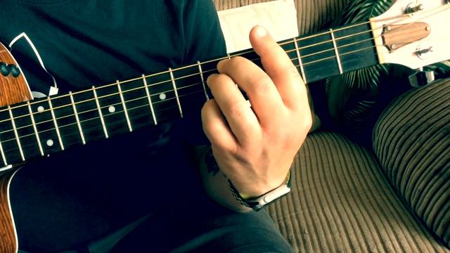 Paul McCartney & Wings-Live And Let Die-Acoustic Guitar Lesson. смотреть онлайн
