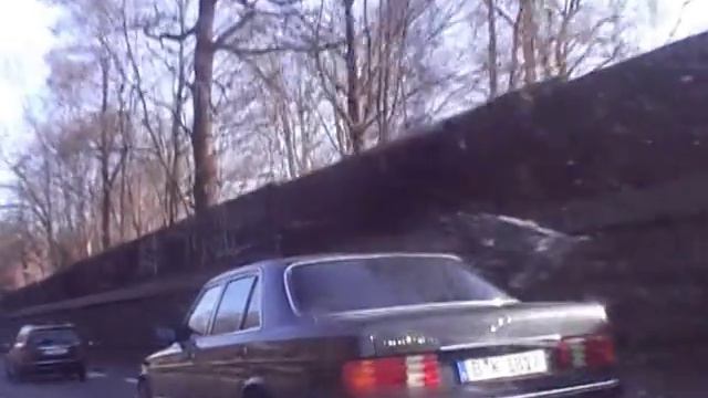 Mercedes 560 SEL W126 Autobahn A100 / A111 смотреть онлайн