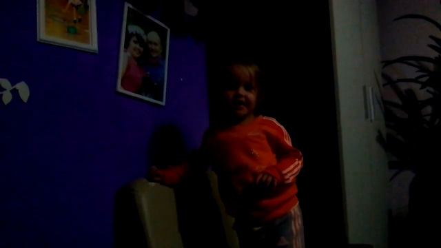 Колыбельная Умке. Ложкой снег мешая... смотреть онлайн