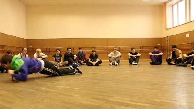 Влад и Марио в Волнорезе смотреть онлайн