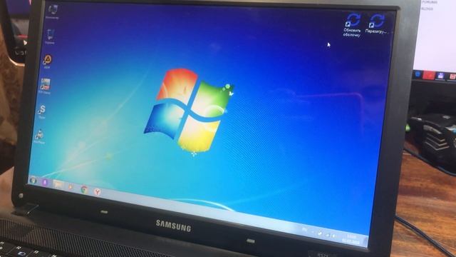 Ноутбук Samsung np-r525 смотреть онлайн