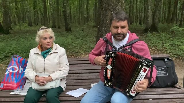 Измайловские вечера: Играет и поёт гармонист Анатолий Тарасенко, подпевает Екатерина Токарева. смотреть онлайн