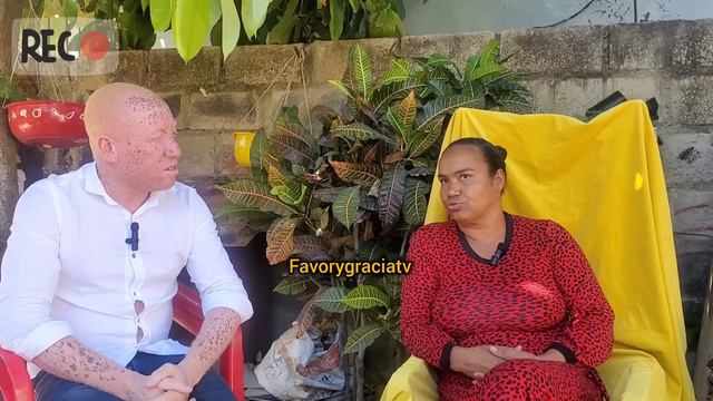 Entrevista del joven que llevaba 11 día muerto en casa Increíble lo que nos cuenta ella смотреть онлайн
